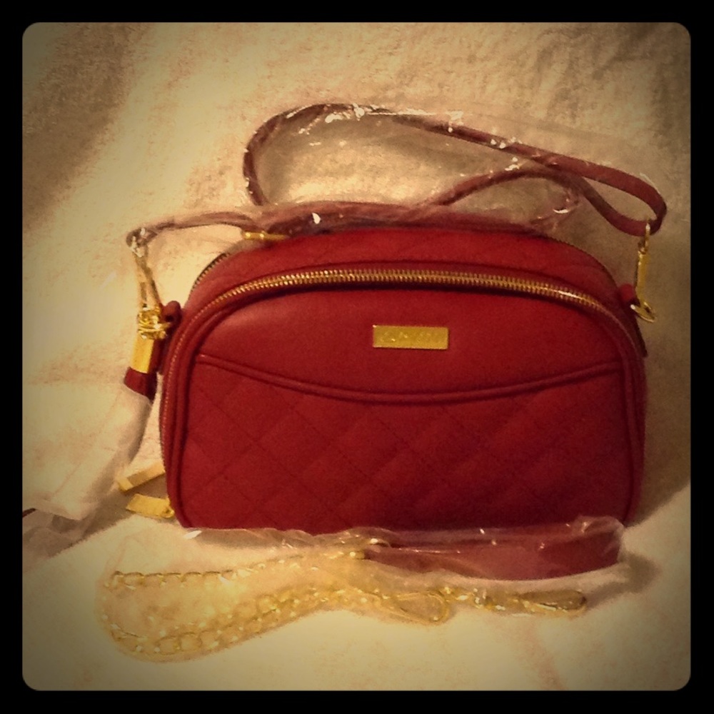 New Joy & Iman red cross body bag